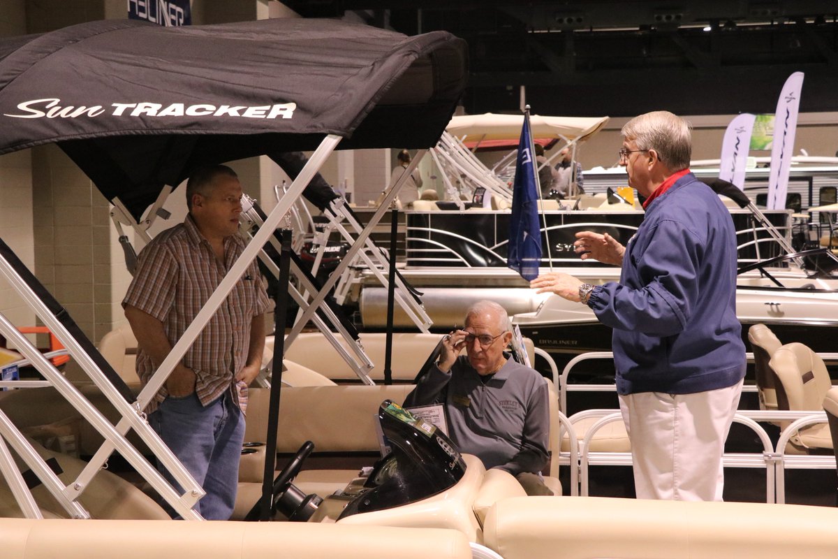 StokleysMarine's tweet photo. Jerome Browne (seated) and Erin Tuttle started with Stokley's with their first Lexington Boat Show 22 years ago this month. https://t.co/BJiDCbZxIJ