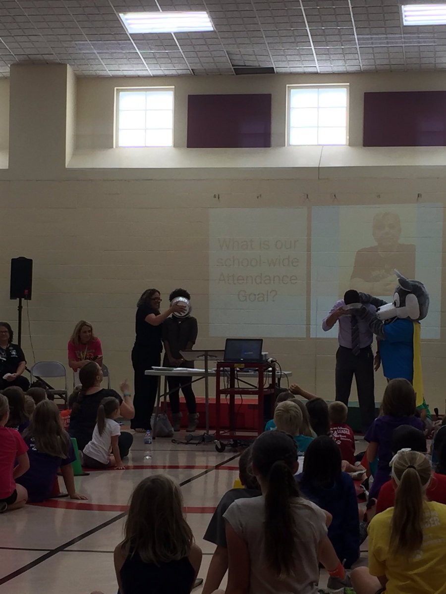 BridgetWorth's tweet photo. Forgot to share these from our last assembly! @ZumMidRivers https://t.co/AMVP9y7yRA