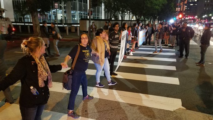 View image on Twitter