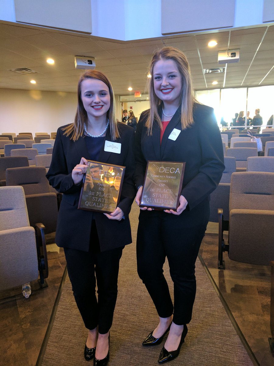 maddyycarey's tweet photo. When you won districts and have already started preparing for state🙃 #decaprobs #missourideca https://t.co/qNsC5ybMyx