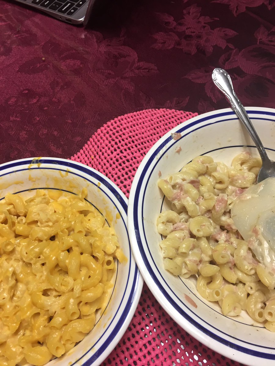 jimin_hanuel's tweet image. When you're supposed to be dieting.... #toomuchfood #notgoodforme