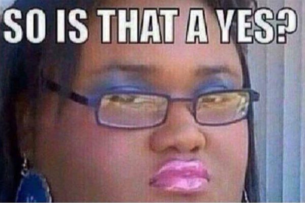 When your mom ignores you and you just stare at her like 😅😂