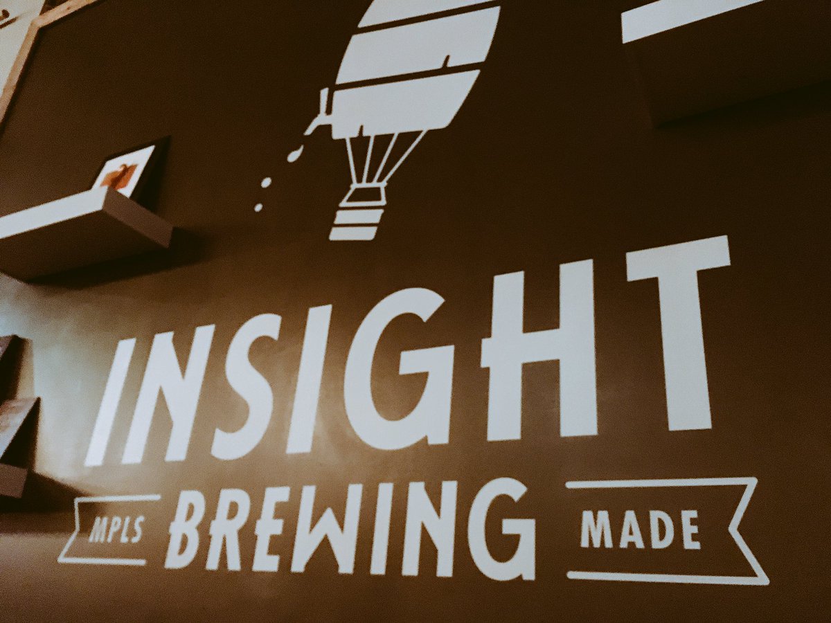 ArtfullyKendra's tweet photo. Great night at @InsightBrewing with @StacyHollmann and #GetKit and #TheLadyCave. Beer & crafting! https://t.co/kckauVGCEs