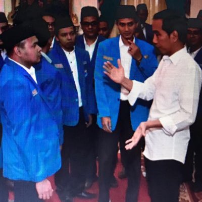 yakinsimatupang's tweet photo. Presiden Jokowi akan buka #PMIIkongresXIX https://t.co/W5xOOncK6d