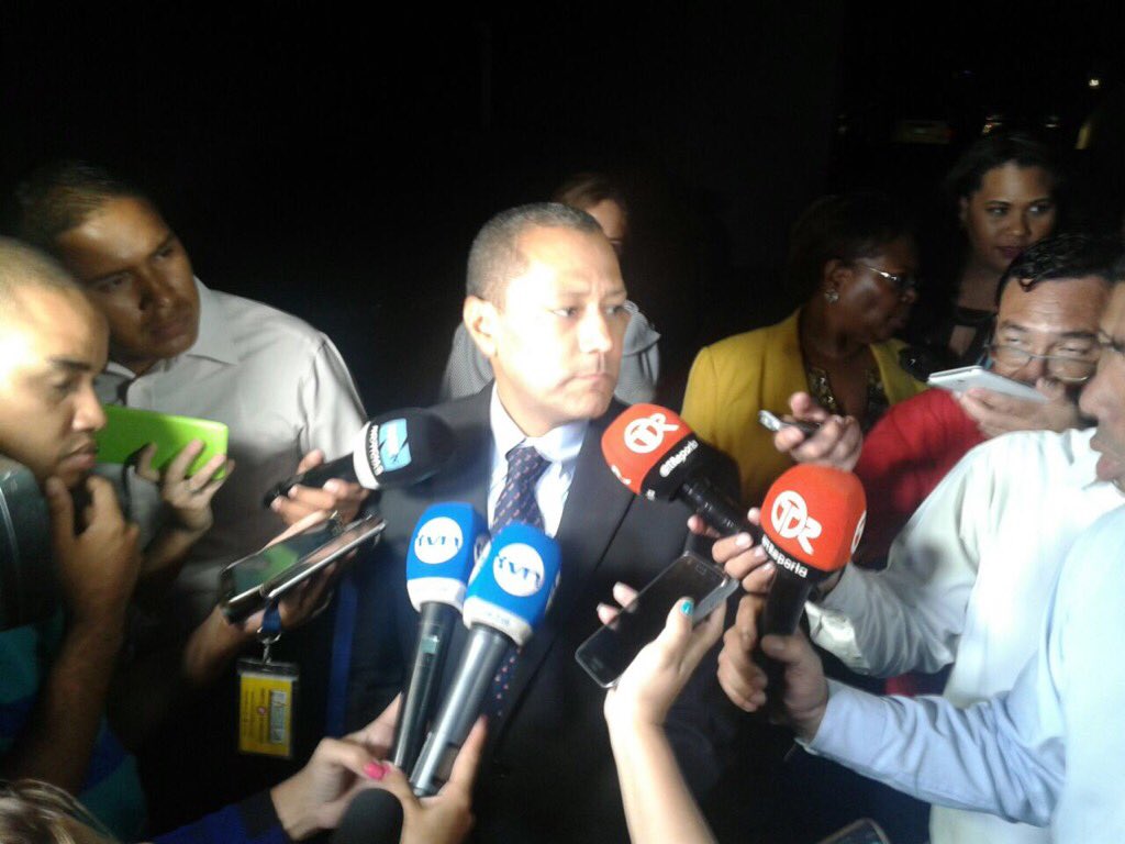 Abogado Elías Solano informa que sus clientes Ramón Fonseca Mora y Jürgen  Mossack están aprehendidos