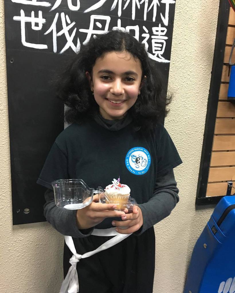 EMACenters's tweet photo. Happy, happy birthday, Ms Alhaideri! #teamextreme https://t.co/vnem24GdQa