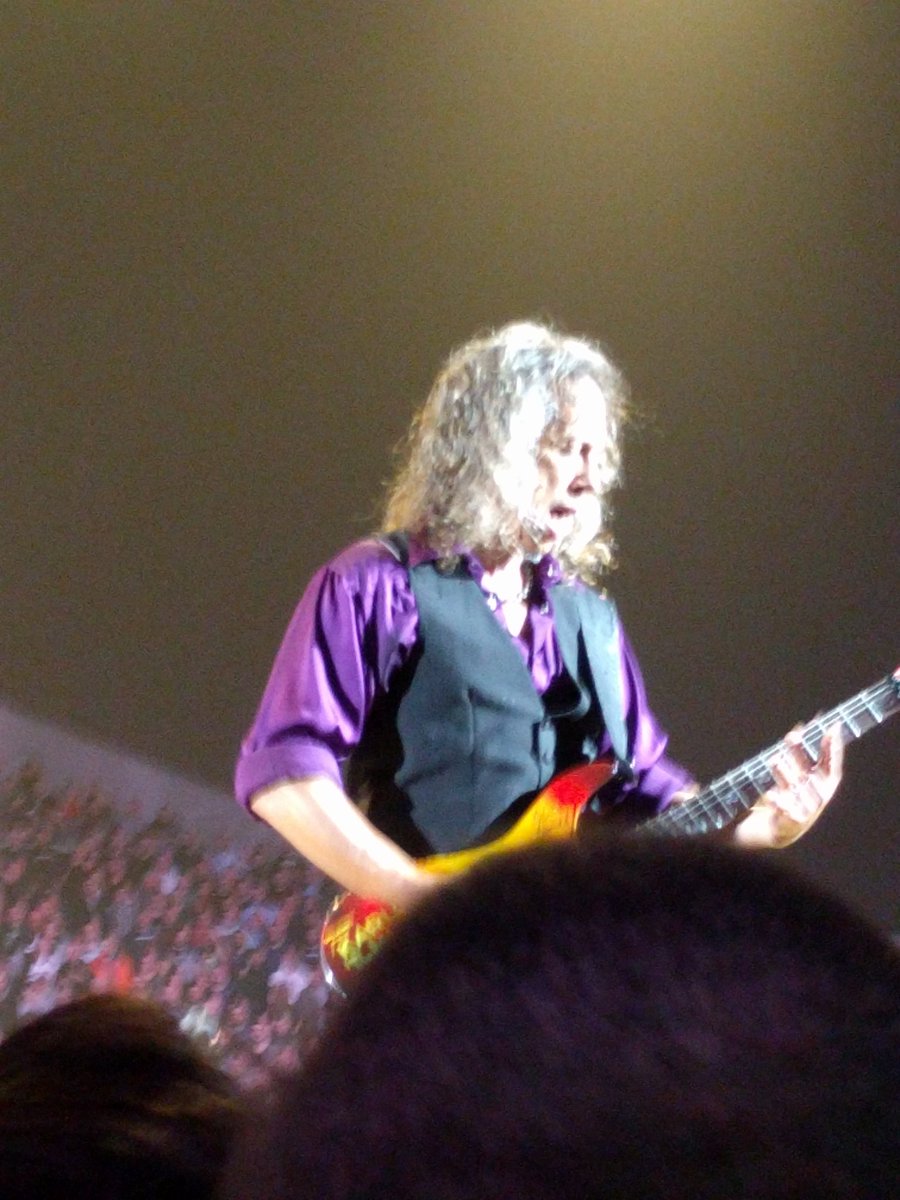 Eden0032's tweet photo. #Metallica Live in Copenhagen. #MetInCPH4 https://t.co/d2EQVXIXjF