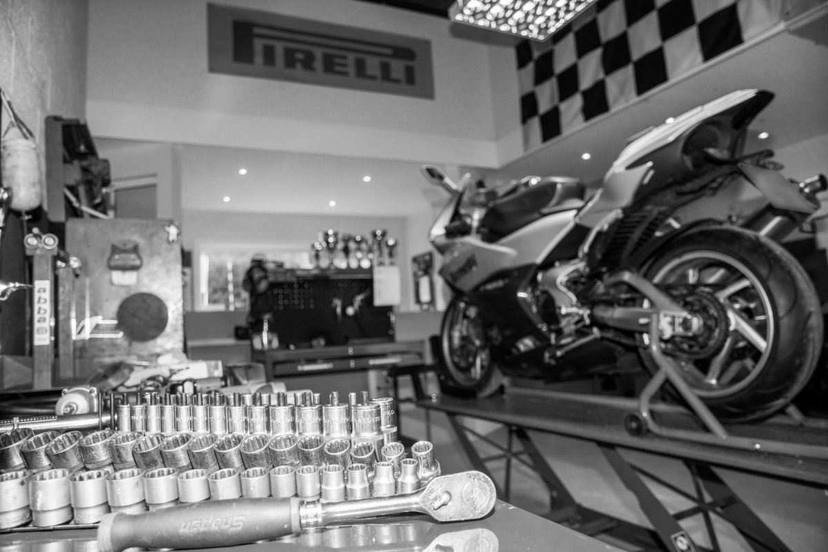JaymaxNo1's tweet photo. Does your business need a Photographer? I'm looking to work with local Plymouth businesses to help promote you to your customers. Message me https://t.co/AlHSKJm1gM