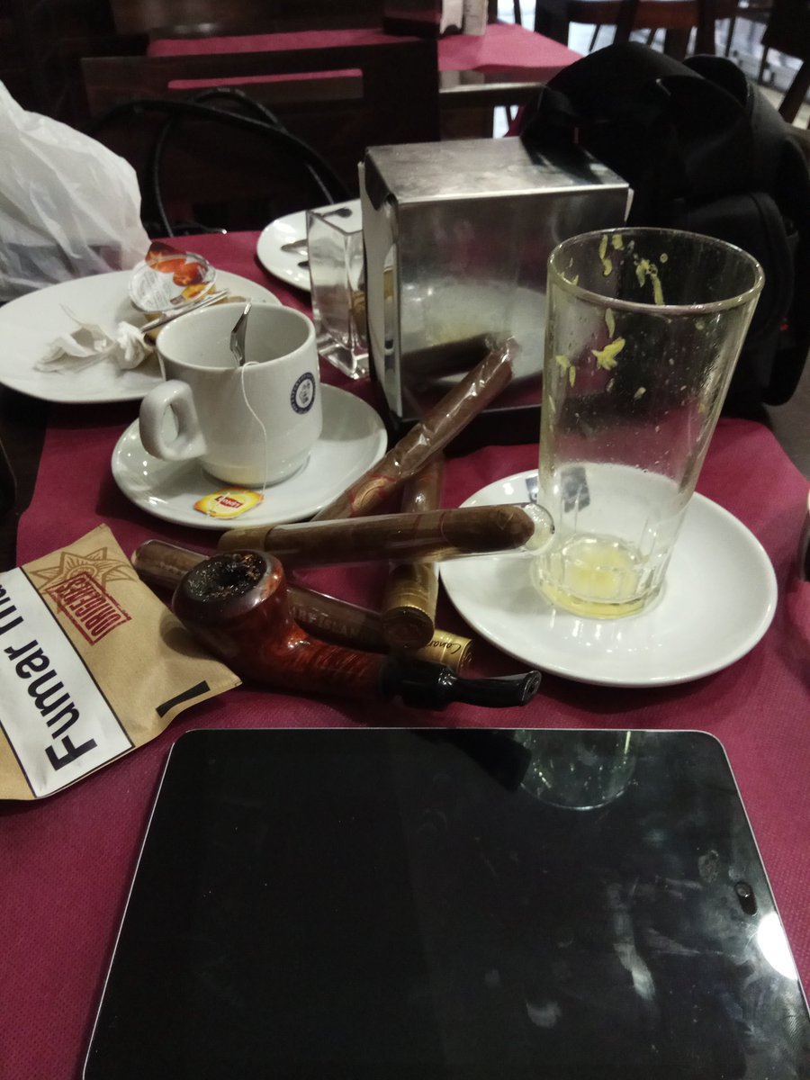 CompNetworksMK's tweet image. Slozki brak'a i vo petok mrsat. #tepavac