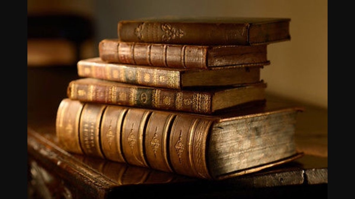 BoodyLit's tweet photo. So many books, so little βοΈ. Oh, how I β€οΈ reading. I need some more hardcovers in my life. Full of #FebruaryFuel, I carry the #FebruaryFire https://t.co/IQK21gcmpw