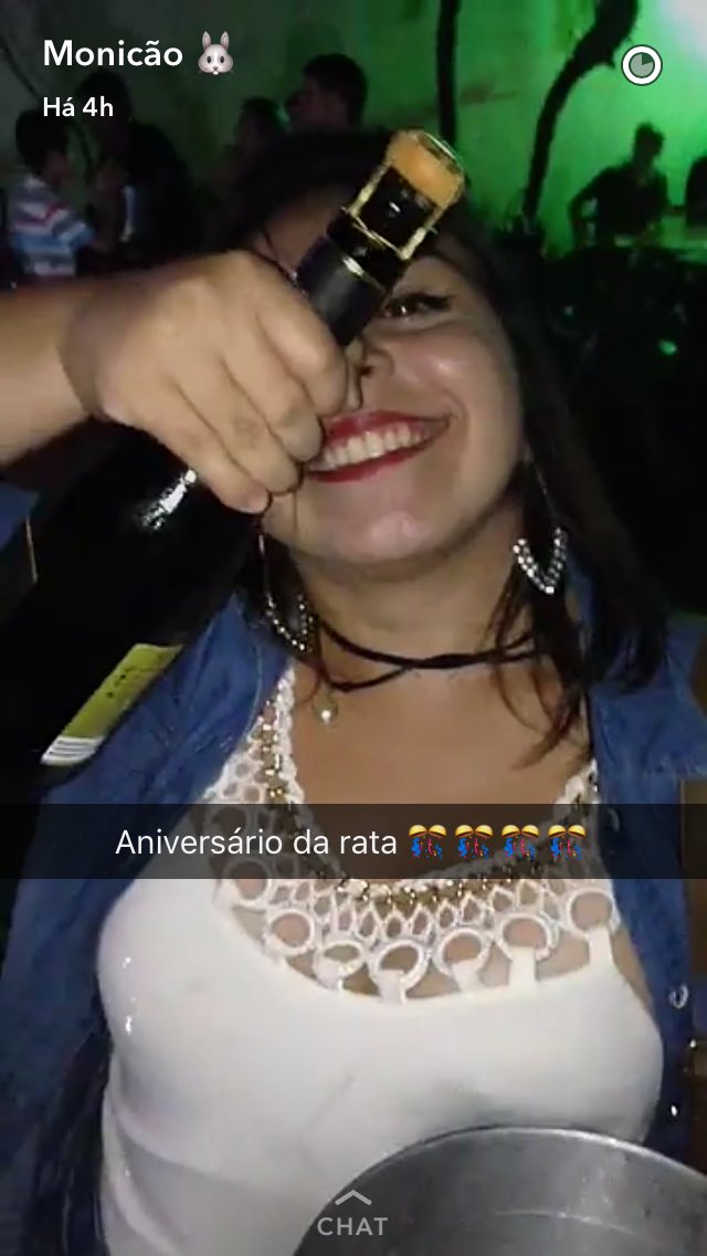 vitoriaa_silva2's tweet photo. "Aniversariante ganha algo?" #agorapode 🔙🔞❤️🆘 https://t.co/VgmSC5g5sz