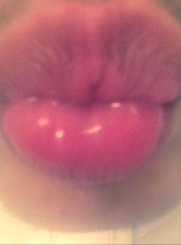 بوسه لي جادين