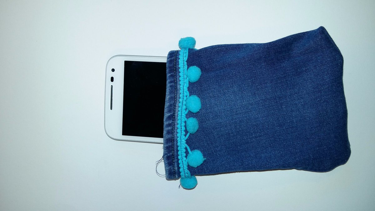 Dit leuke telefoon hoesje is te koop op klassekado.nl  voor maar 3,99.
Bestel hem nu
De helft de opbrengst gaat naar <a href="/MakeAWishNL/">Make-A-Wish NL</a>