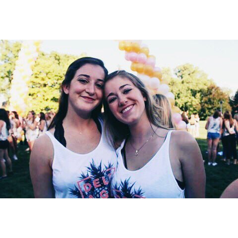 maddiegascar21's tweet photo. I THON so kids can grow up to find their best friends. #WhyWeTHON #DeltaGamma #6abcftk @PennStatePHC https://t.co/msnqCbWBC4