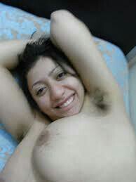 AZYZH666's tweet photo. العاهرة وداد المصرية.
يخرب بيت جمالك يامتناكة .
 وجمال # ابطك - المشعر.
يابنت المتناكة .نفسي الحس ابطها المشعر الناعم 
واشم ريحتة عرقه  اح https://t.co/Le40wrdBMs