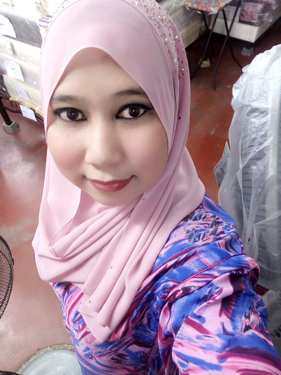 nurulchubbyluv's tweet photo. Salam jumaat
Miss him 😍 https://t.co/738Hz7BCWm
