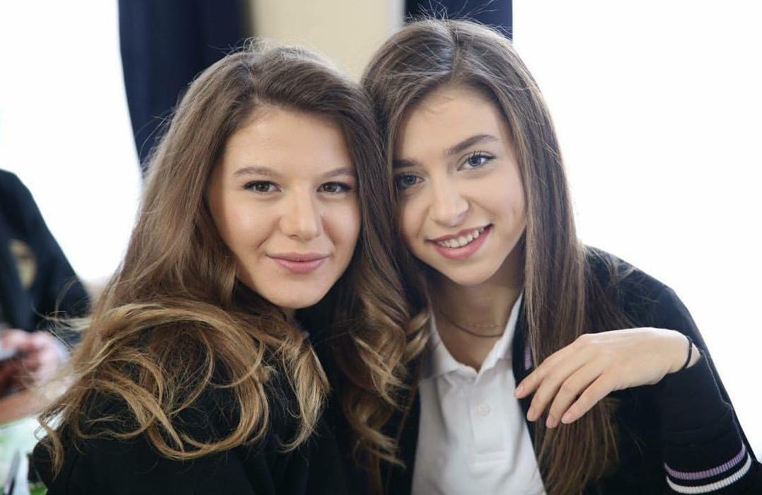 GamzeErcelDaily's tweet photo. New photos! 😍 @gamzercel &amp; @ecembaltaci https://t.co/LwGMYhZHOO