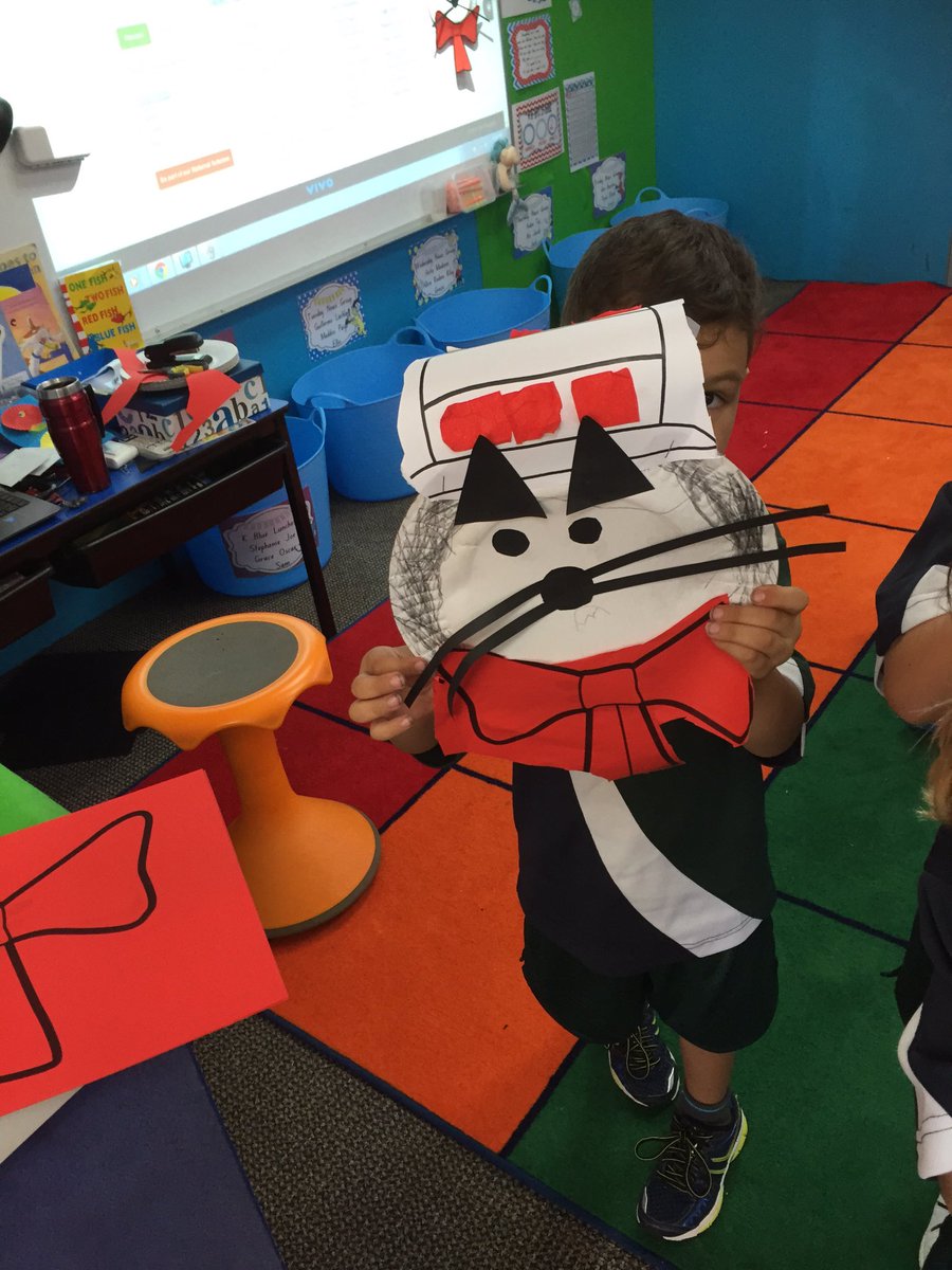 SPPS_PMQ's tweet image. Lots of cats in lots of hats! Oh, the places they&apos;ll go!