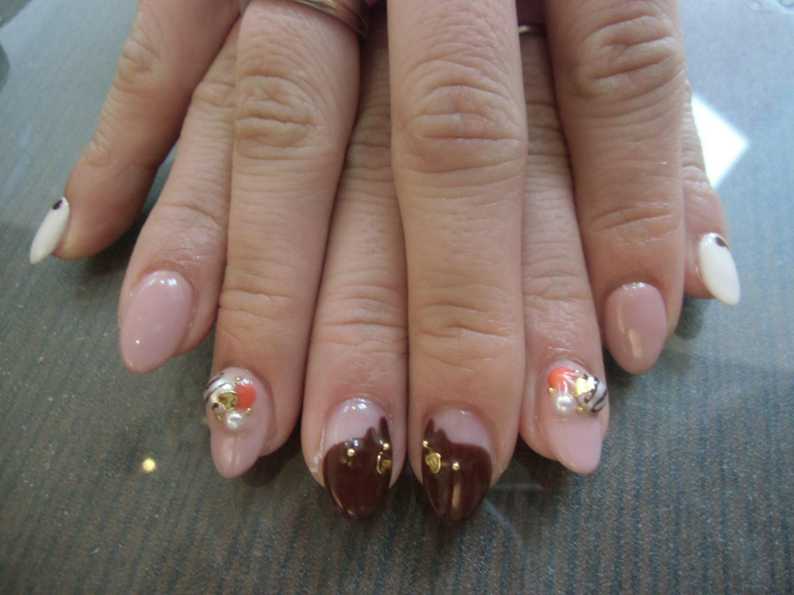 ネイルパレット各務原 ｐｏｐなバレンタインネイル O ネイルパレット各務原 岐阜各務原 ジェルネイル ｎａｉｌ バレンタインネイル チョコネイル T Co R3dwiqemkg Twitter