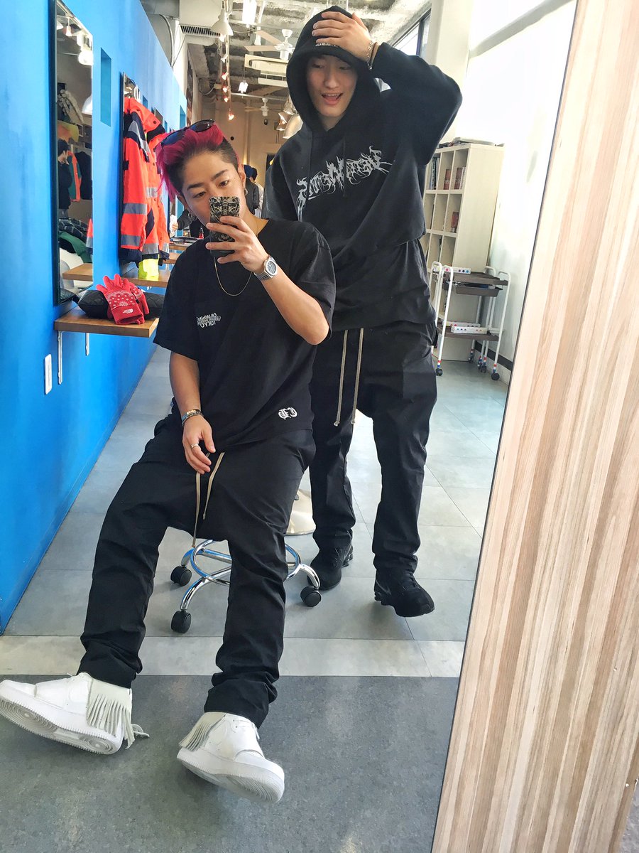 たかお社長がこのTシャツくれた😍❤️ @takaotakaochan OFFWHITE