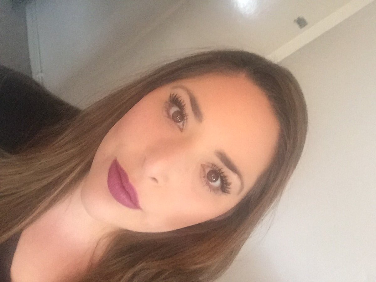 flawlesslyheath's tweet photo. My #Younique look! #lashes #naturalbeauty #MineralMakeup #weightless want this #look? Ask me how! 💋💋 https://t.co/DisLz7QVyE