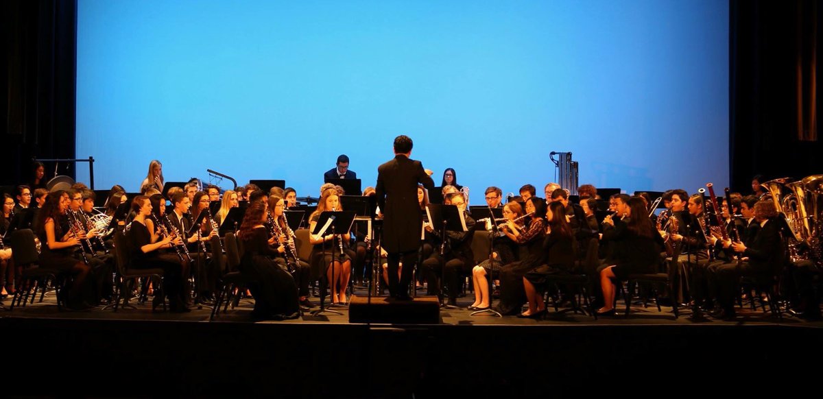 FVRR's tweet photo. What a fantastic concert from the 2017 HBUHSD Honor Band tonight! https://t.co/2YABYIEmkX