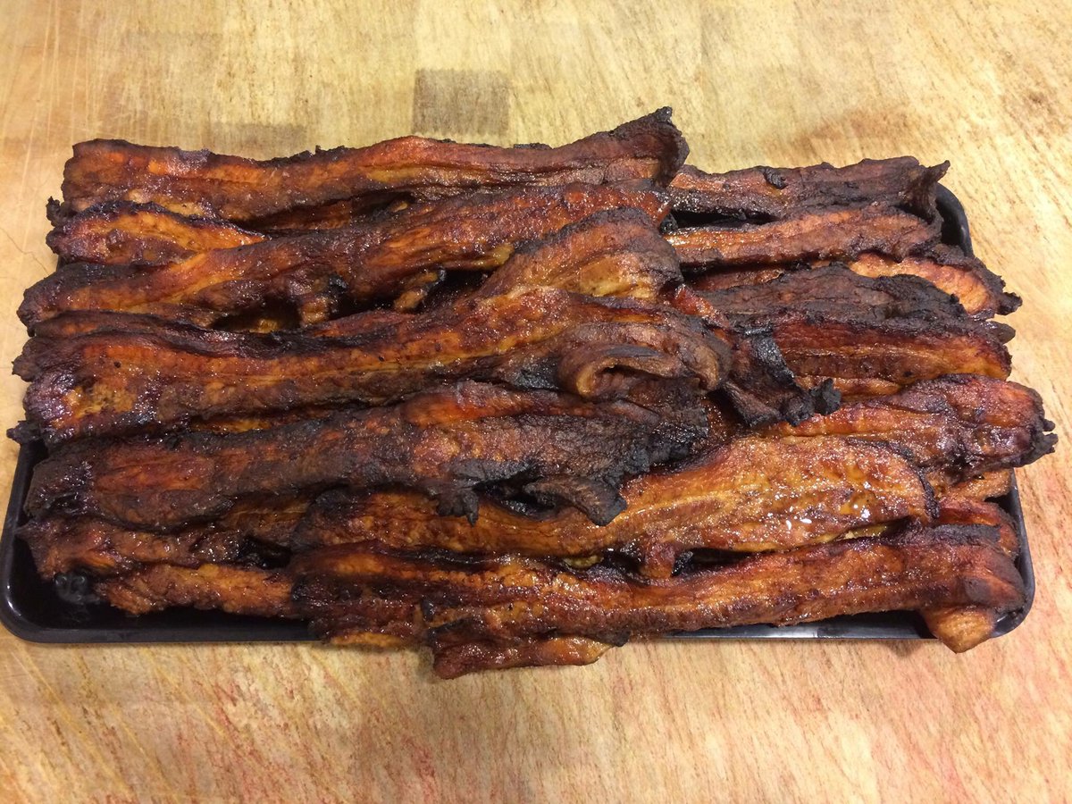 SlagerTonWinter's tweet photo. Smulbuikies ...🐽  ( €1,00 per stuk )
#UwEigenSlager #Ridderkerk https://t.co/Qg9vWGFplm