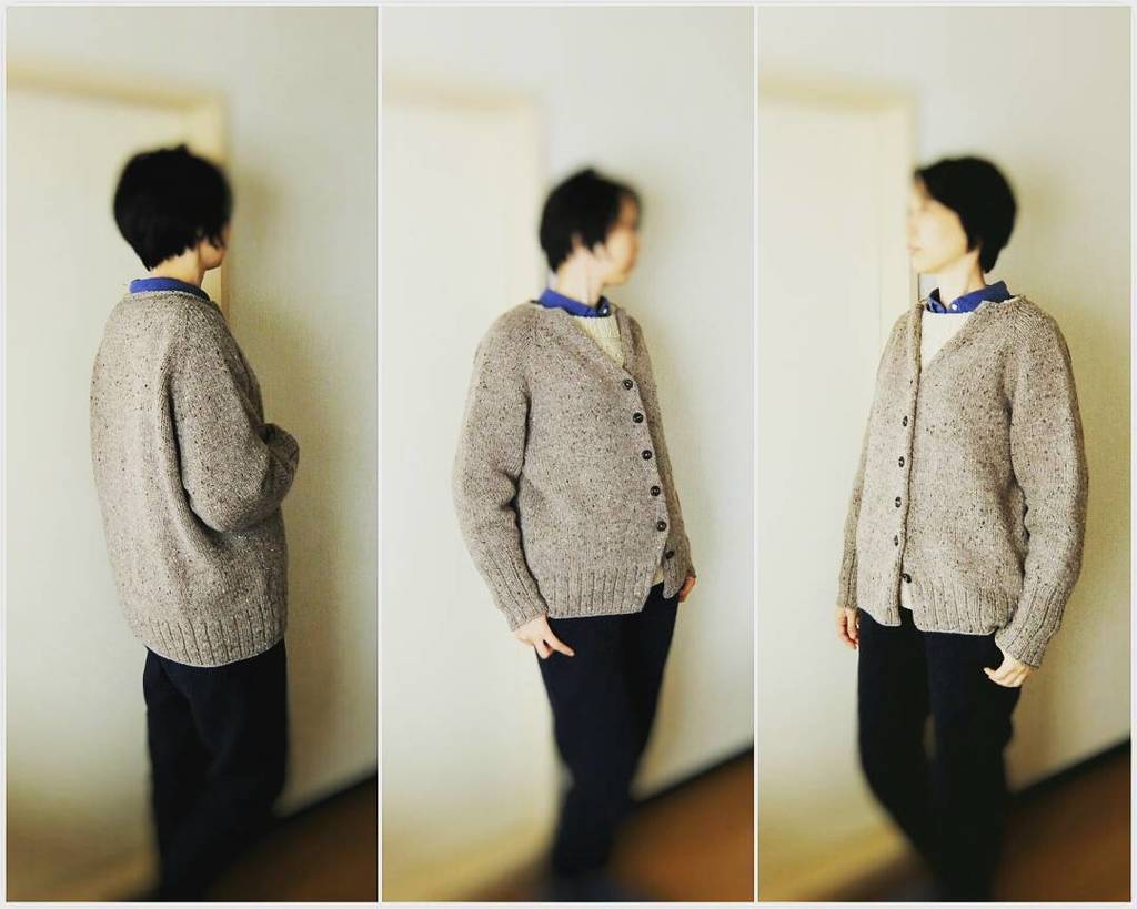 reiko_amam's tweet photo. 。
#着画 #andy_pattern
いっぱい重ね着バージョン。
シャツ+クラシカルアランの上から着てますが、窮屈な感じはまったくないです❗👍😉
ま、着ぶくれ感は仕方ないかな~… https://t.co/adiYbH0nBU https://t.co/ocjzi89rWa