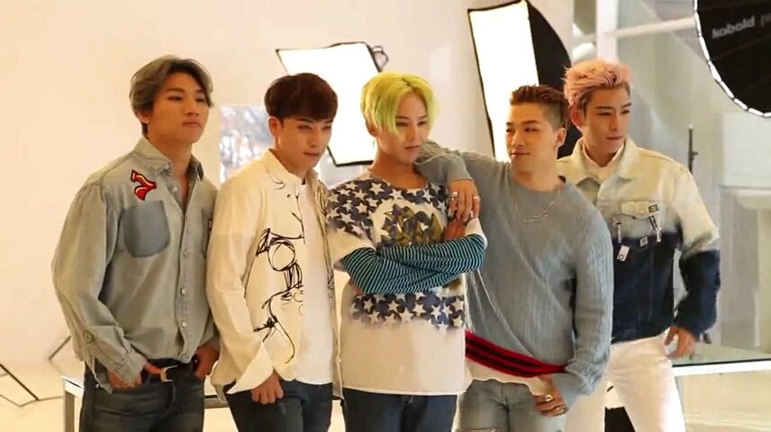 LinSoulhope's tweet photo. #Bigbang #Seungri #NongfuSpringTea #GDragon #Nyongtory https://t.co/i6OBwkBxYf