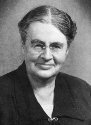 Bijzondere dag: we vieren 100 jaar vrouwelijk hoogleraarschap. In de woorden van #Westerdijk: 'werken en feesten vormt schoone geesten'!