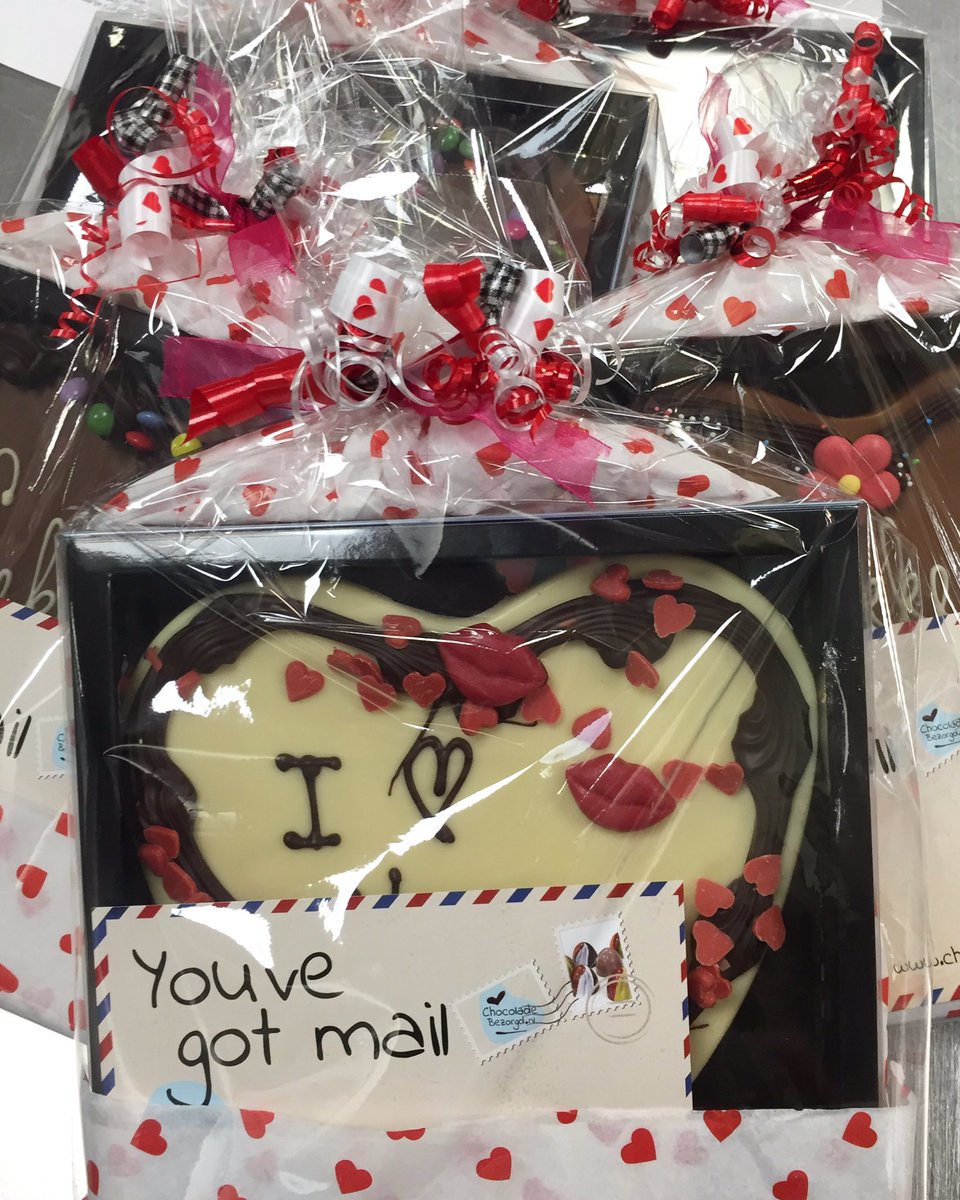Cupido is weer druk met #valentijn. #valentijnsdag #chocolade