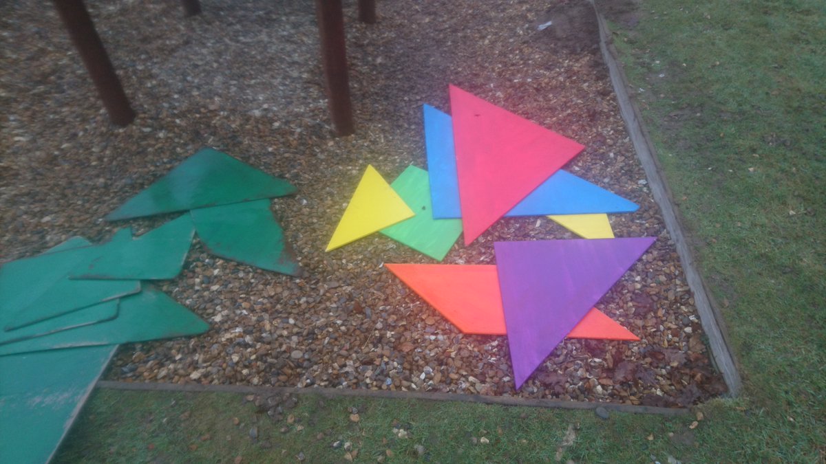 WoodrowHH's tweet image. Our lovely instructors have been busy making our 'Team Ex' more colourful! #residential #outdoorlearning #learningaway #brilliantresidential