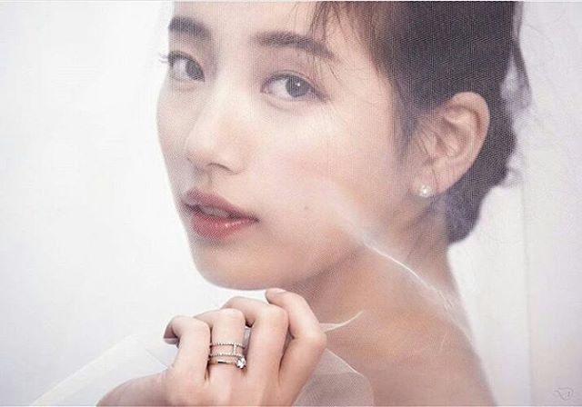 SueweetiesBr's tweet photo. [#CF] Suzy para Didier Dubot' Wedding Collection [09.02] https://t.co/H3kigwfacf