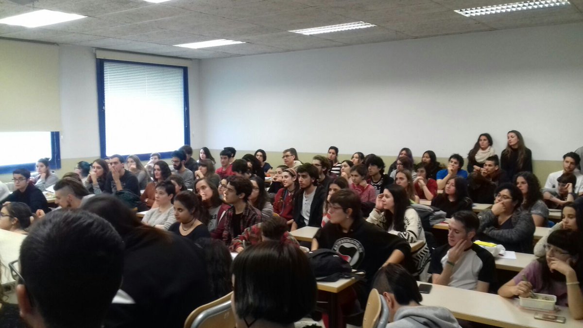 JornadasTMBB's tweet photo. Gracias a @DelfinaMieville por la charla de ayer sobre la bisexualidad. ¡Para la próxima prometemos buscar un espacio más grande! https://t.co/qEcGZWyHbK