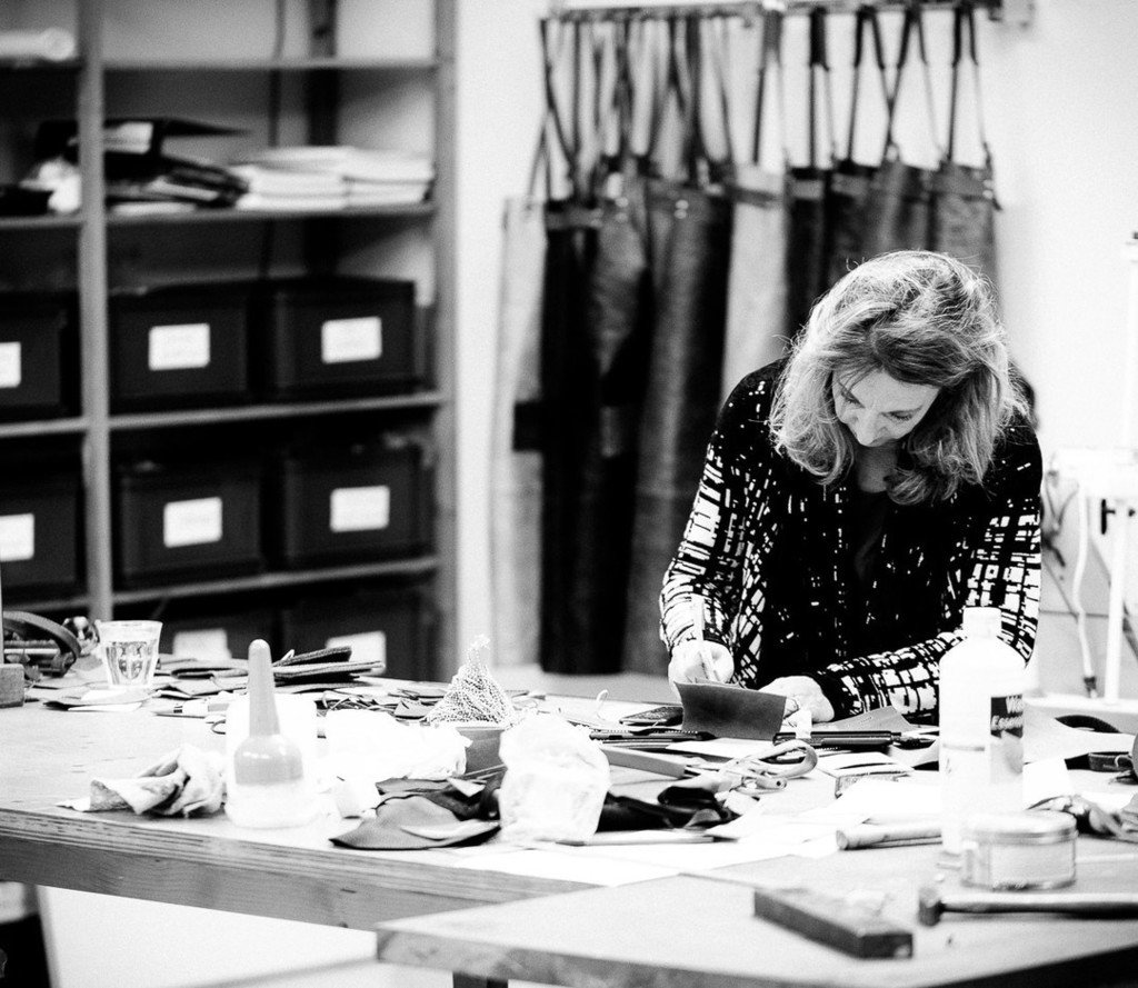 itZbcause's tweet image. Er wordt weer hard gewerkt aan een nieuwe collectie.
#collectie #design #style #workplace #creatievemensenhebbengee…