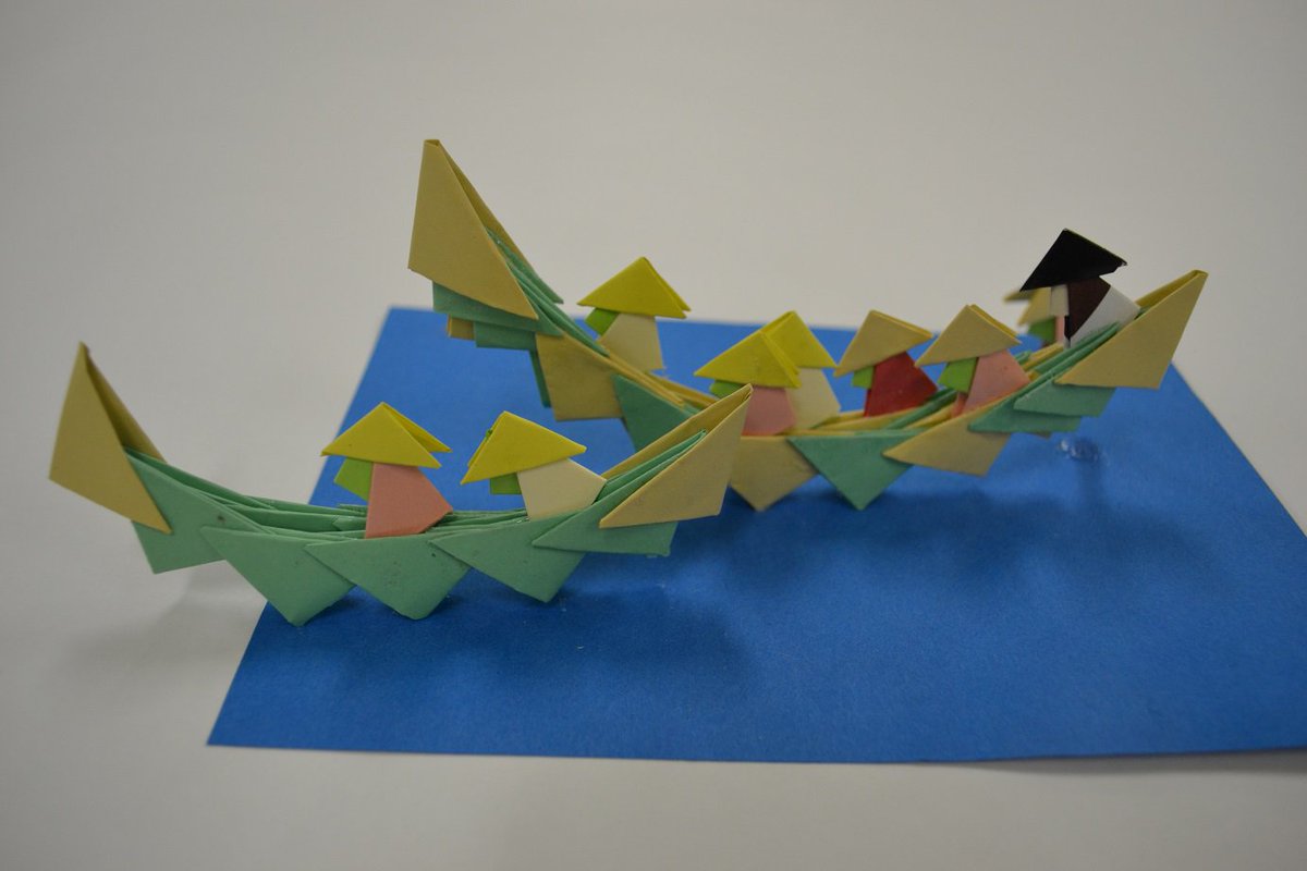 和光学園 Pa Twitter 和光鶴川小学校より ５年生の折り紙２作品を紹介します 傘 大きな折り紙と小さな折り紙 竹ひごと爪楊枝というシンプルな材料ですが 色の組み合わせに一人ひとりの個性が出るようです 舟遊び 舟に乗っている人達の楽しげな話し声が