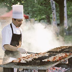 HurlinghamVenue's tweet photo. #FridayFact all our food waste After an event is turned into compost and used on our stunning gardens! #eventprofs #eventsustainability https://t.co/LgWDxSre58