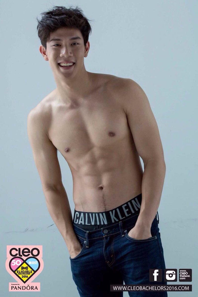 VIPPloyBigbang's tweet photo. เชียร์คนนี้ ๆๆๆ #เกรทสพลคนคิ้ว #CHEERGREATSAPOL #EB39 #cleobachelors2016 😍 https://t.co/TGJvYmbewj