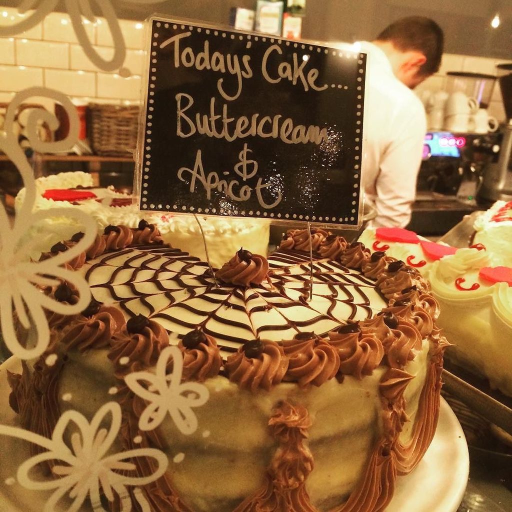 _JackRabbits's tweet photo. So many delicious cakes! Mmmm... #alwaystimeforcake #yummy #cake #coffee #friends #2017tas… https://t.co/Y2HePJJfuU https://t.co/6D4K9e4ZnA
