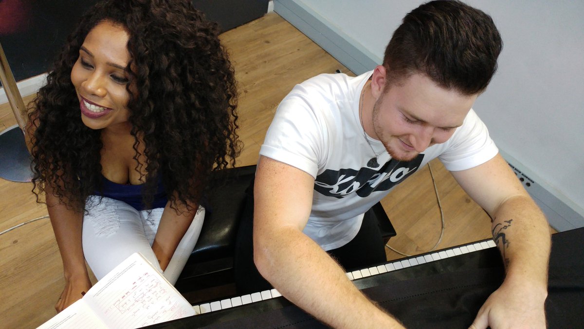 UMPG_SA's tweet photo. Yesterday @jono_johansen & @LungiNaidoo got together for a song writing session, exciting times ahead. #songwritersfirst #TeamUMP https://t.co/FA5wwkq30E