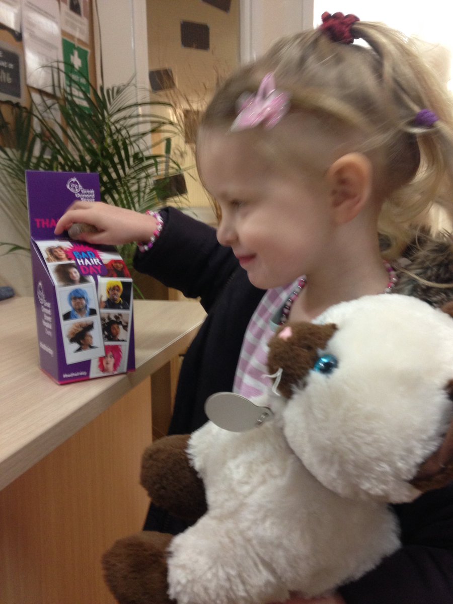 mee_helen's tweet photo. Anna is supporting #madhairday in aid of @GreatOrmondSt with her friends at #Childbase #TheWillows https://t.co/ssqJQqnA45