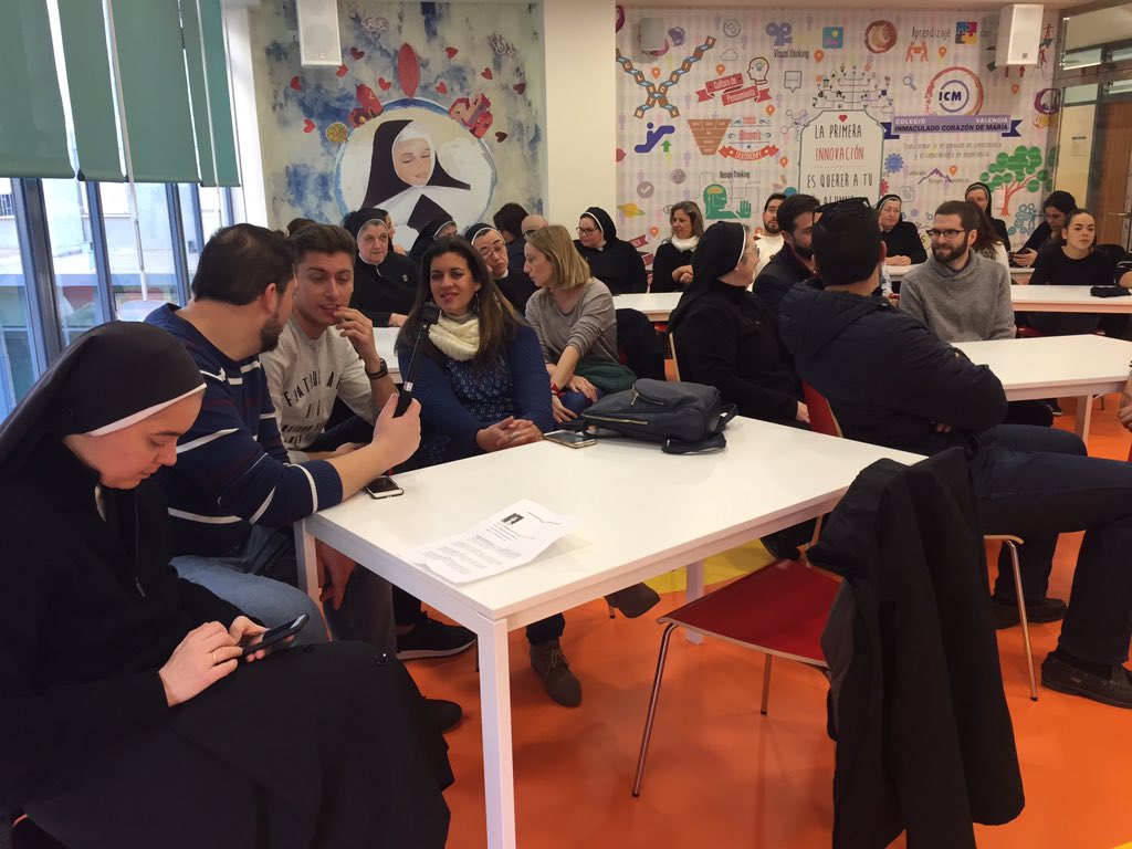 hogaresMD's tweet photo. Estamos celebrando la Jornada Formativa de hogaresMD. Nos acompaña Andrea Rodríguez Fernández https://t.co/YppEcTCjV6