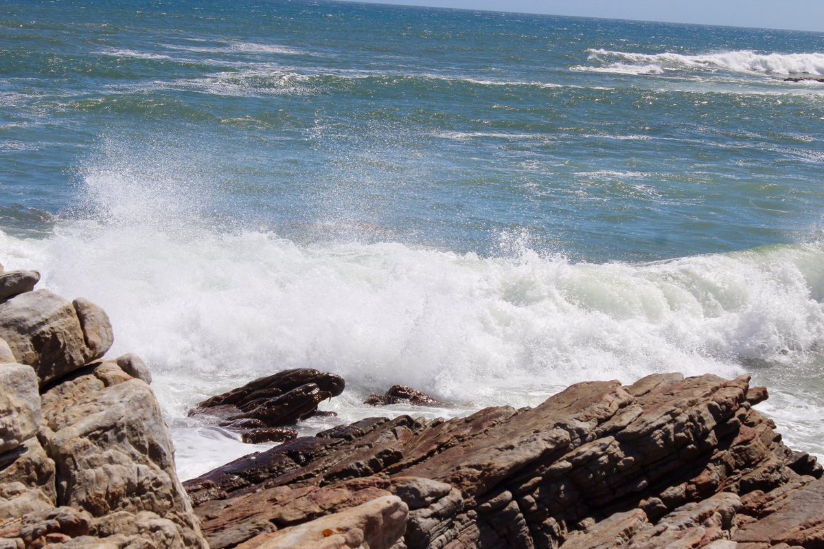DestineyM22's tweet photo. Cape Point, South Africa https://t.co/ClPiHMoLu2