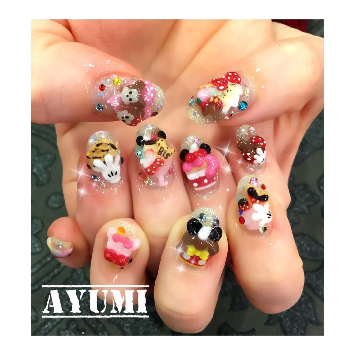 Nailsalon Clear Twitterren オリジナル手作りパーツ テーマは スイーツとミッキー ミニーのコラボ 激可愛 Nail Nailsalonclear Ayumi 美甲 ネイル ネイルデザイン ネイルアート ディズニーネイル スイーツネイル 3dネイル T Co