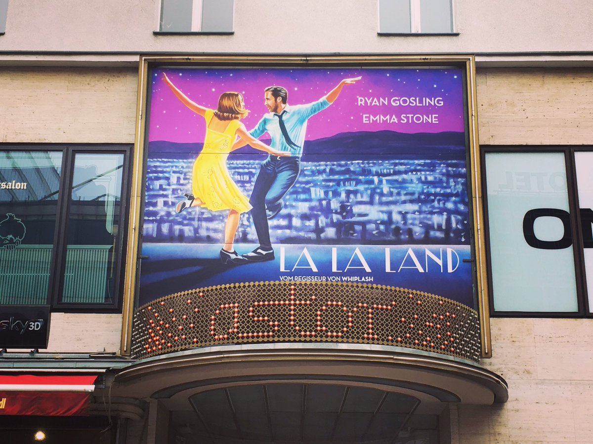 Jay_Carpet's tweet image. La La Land Plakat - Astor Filmlounge Berlin
#lalaland #astorfilmlounge #art #plakat #berlin #kino #theatre #cinema #nice