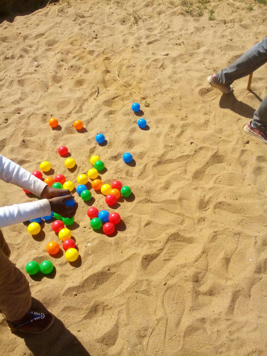 Cats_onTheRocks's tweet image. Lots of fun games for the kids every weekend at the #fun_zone.