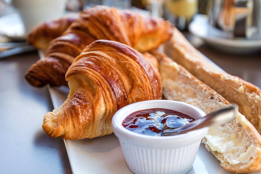 Happy Friday everyone!! What about a great french breakfast to start the day?
We at University of Chicago Monday through Friday.