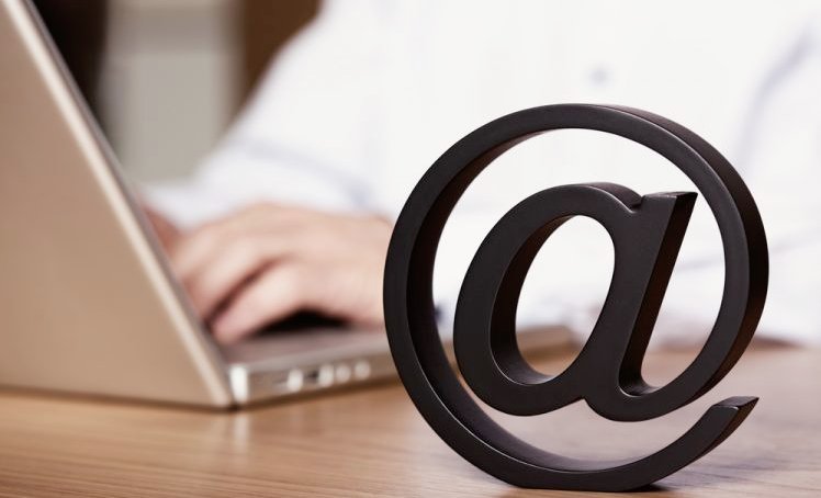 semrush_es's tweet photo. El #emailmarketing y sus beneficios para tu empresa por @facchinjose https://t.co/wa96GFvpPG via @gomezzorrilla https://t.co/Vzw0j1ANwr