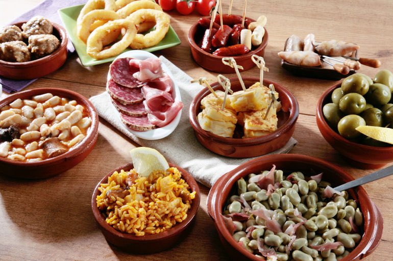 TODAY! Tapas and conversation!  12:30-2, 19 UP, 4th floor. Come to talk about classes and study abroad!