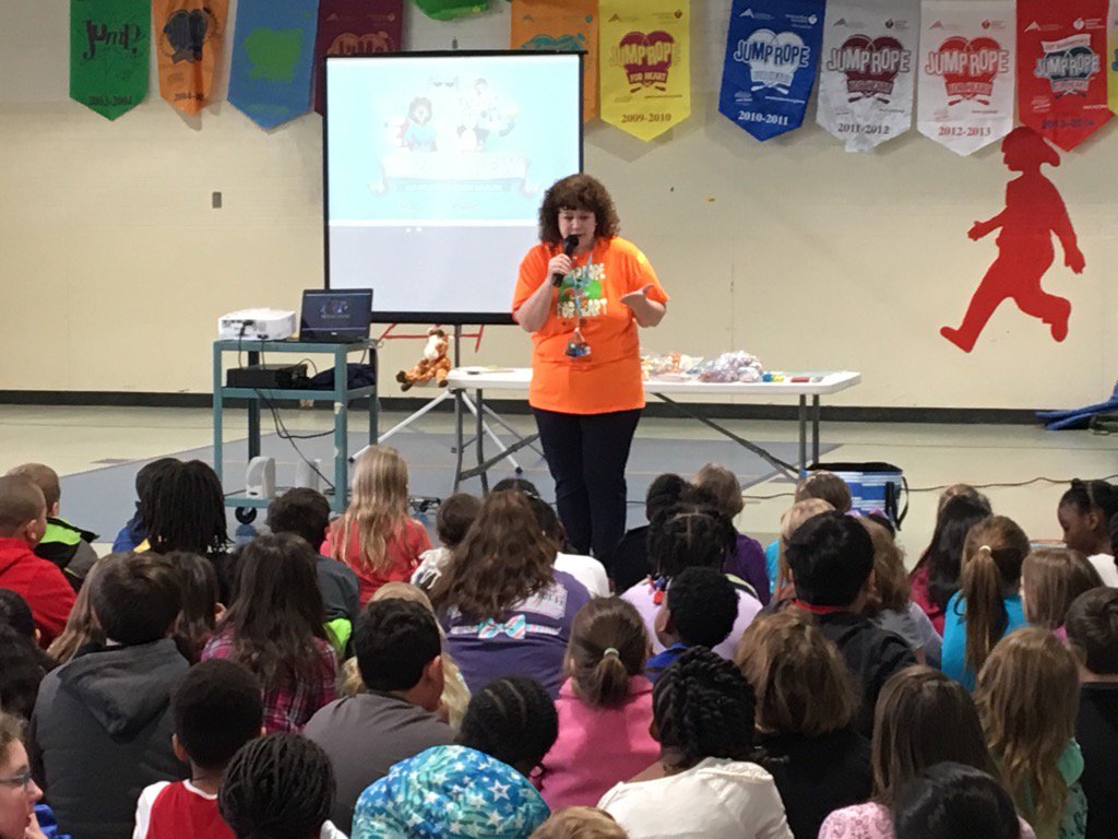 Kmccolman's tweet photo. Learning about heart health for jump rope for heart!@ECGlobalElem https://t.co/2doSEu1U3Y